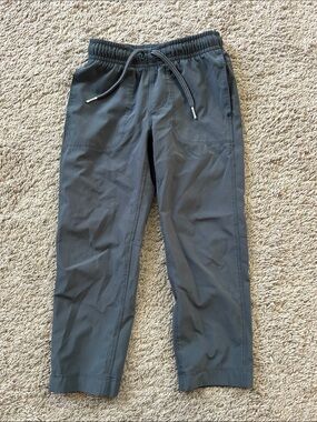 FreeFly boys Drawstring Pants - Gray size 4T